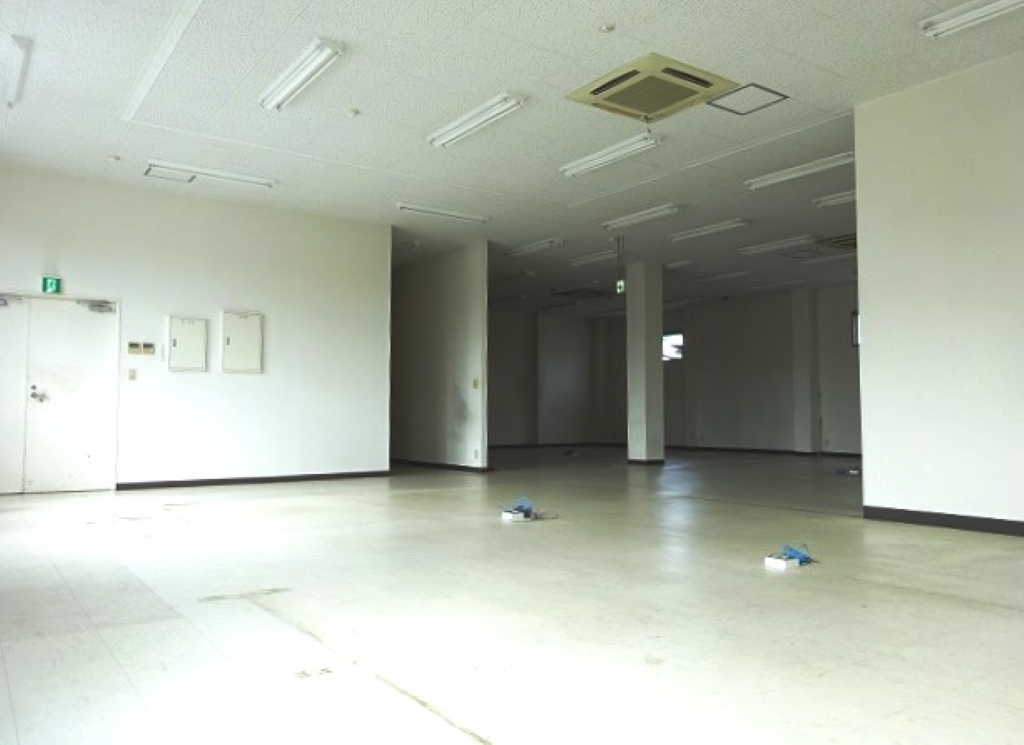 不動産　　事務所　　店舗　　路面店舗　　居抜店舗　箱崎　ゆめタウン博多